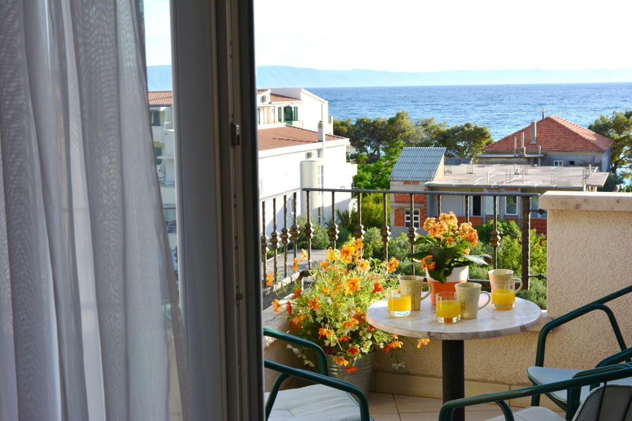 Apartments Villa Lili Tučepi Esterno foto