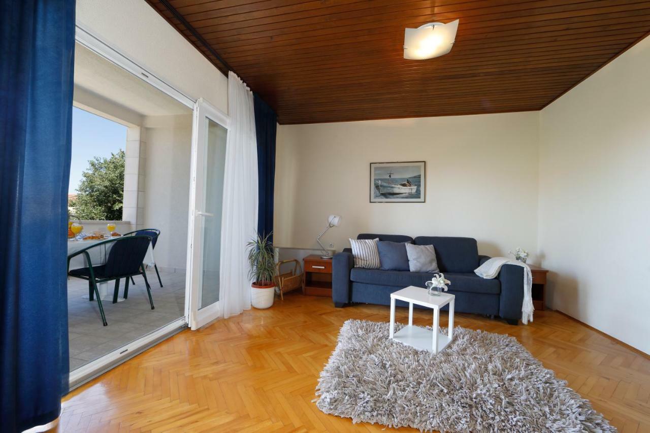 Apartments Villa Lili Tučepi Esterno foto