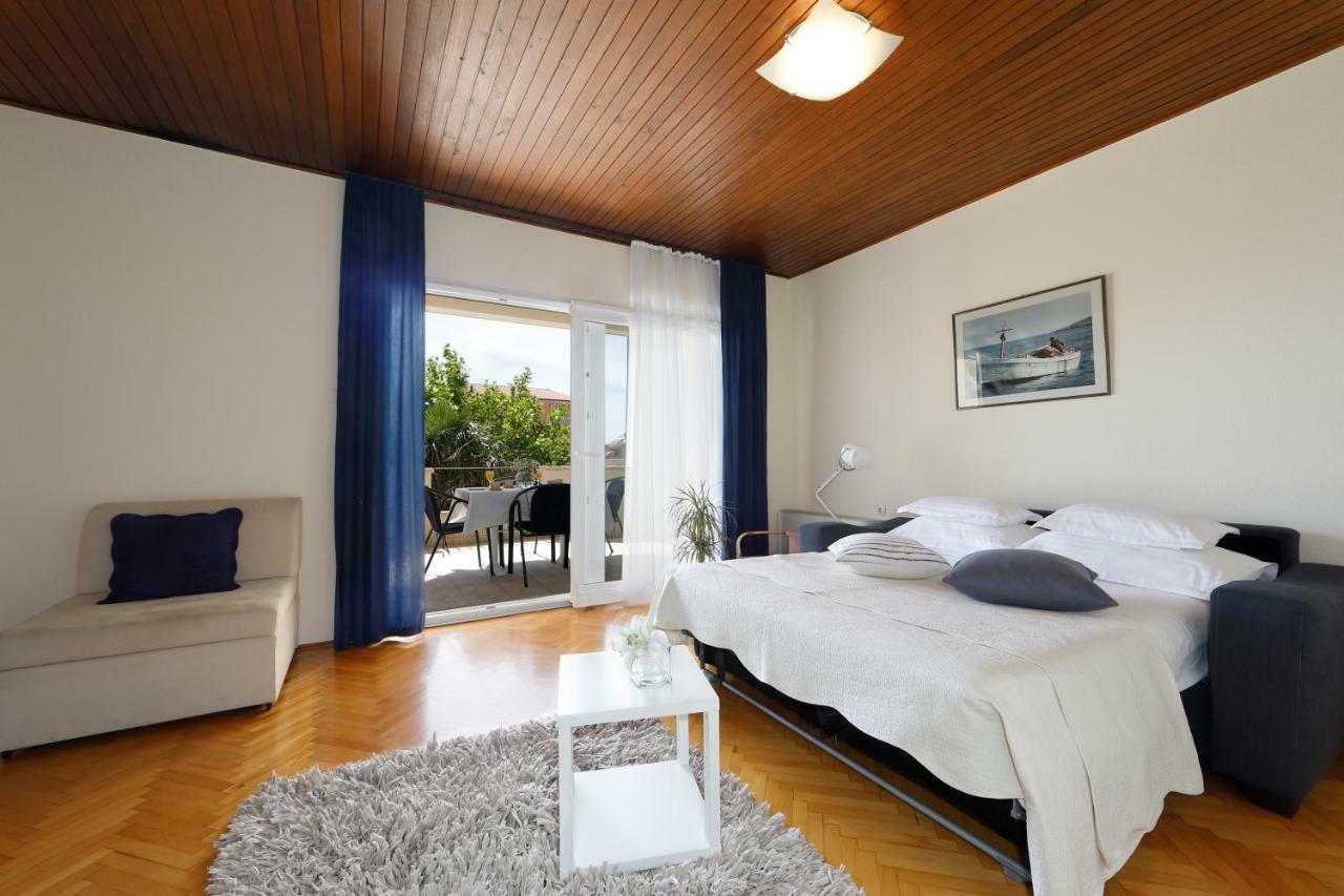 Apartments Villa Lili Tučepi Esterno foto