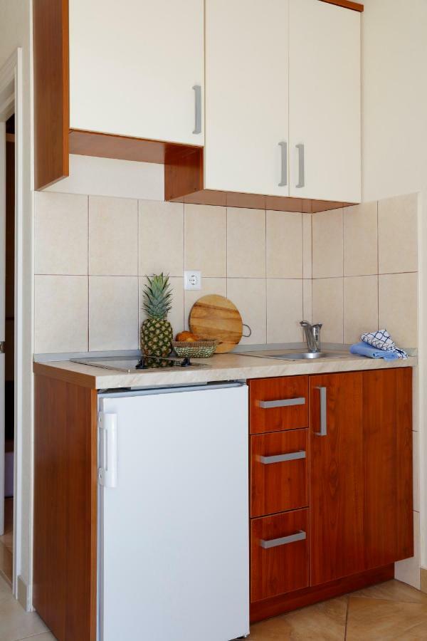 Apartments Villa Lili Tučepi Esterno foto